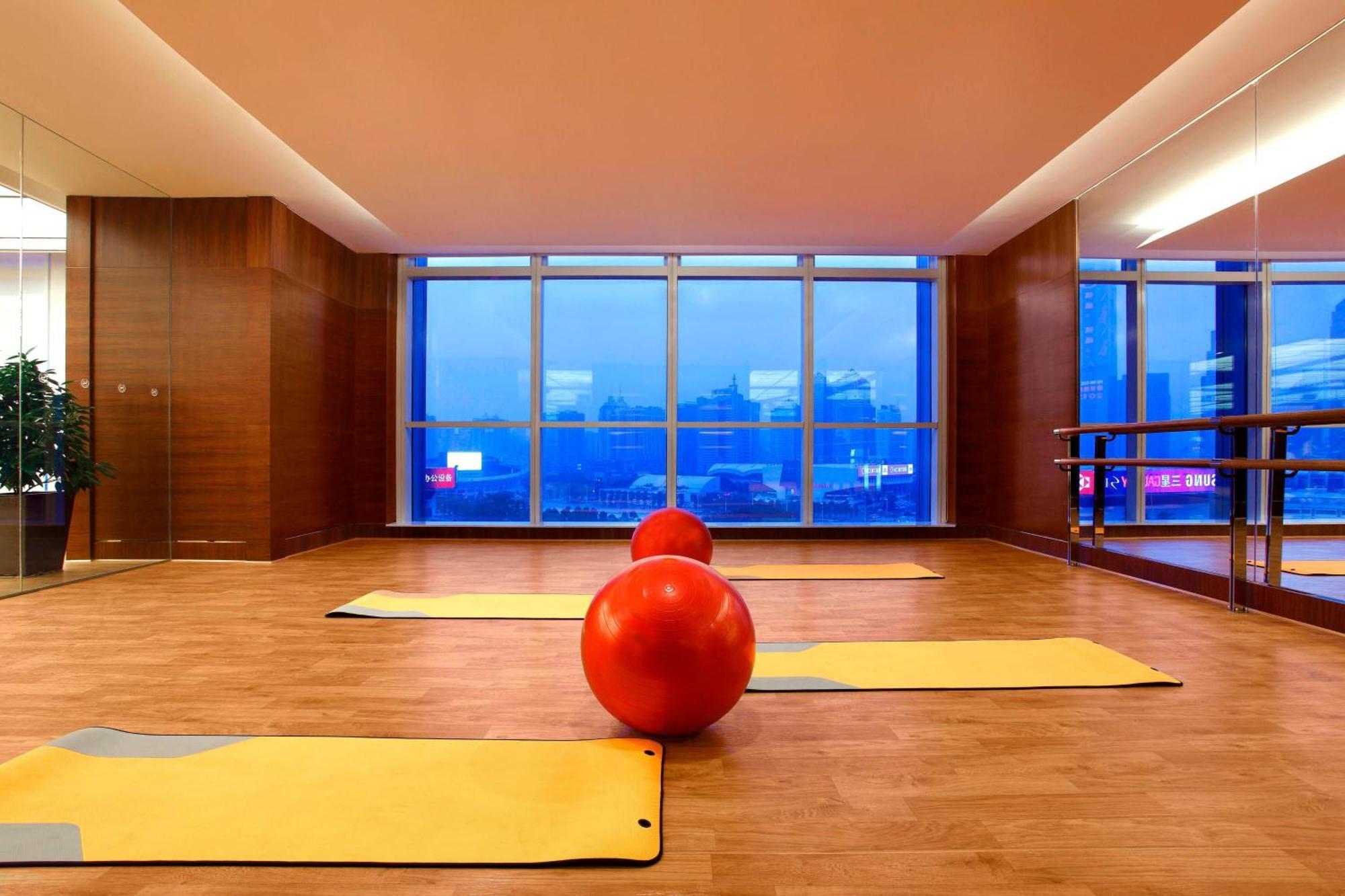 Sheraton Guangzhou Hotel Экстерьер фото